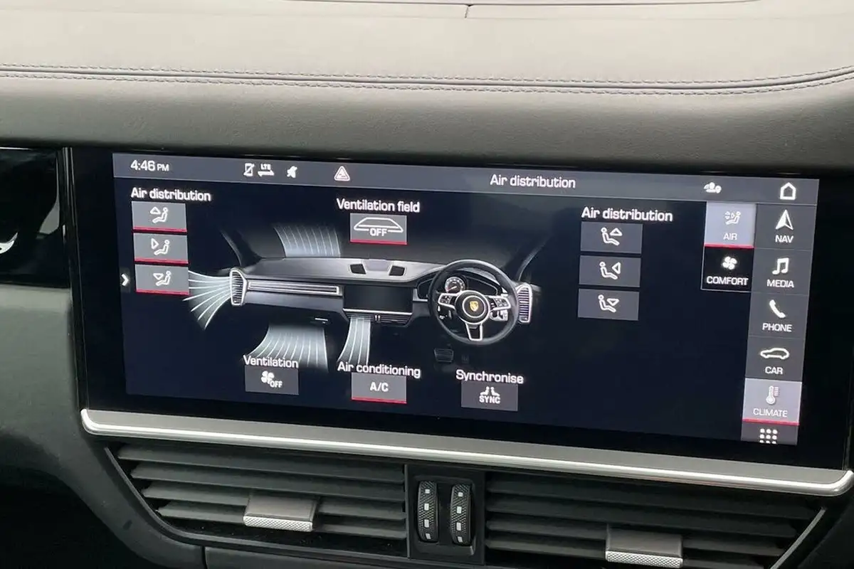 2020-porsche-cayenne-30-v6-s-big-39