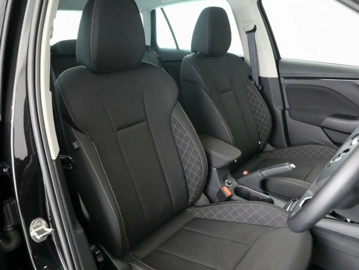 2023-skoda-kamiq-10-tsi-se-drive-110ps-dsg-big-19