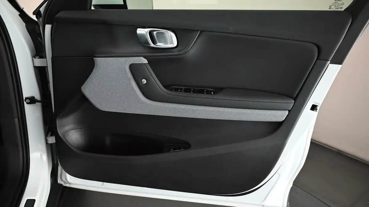2021-polestar-polestar-2-e-ps2-300kw-longe-dual-plus-pilot-hatchback-big-15