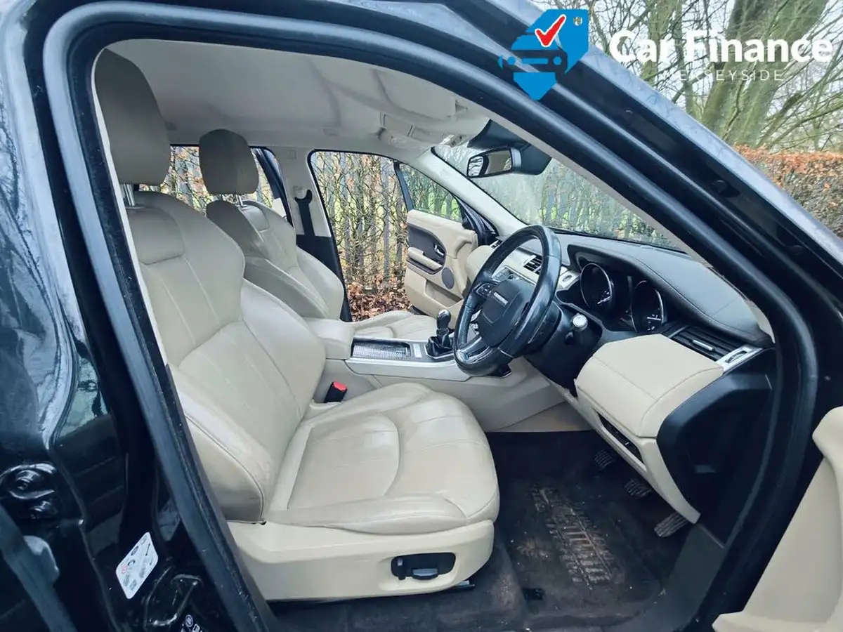 2015-land-rover-range-rover-evoque-20ed4-se-tech-ss-hatchback-5d-big-6