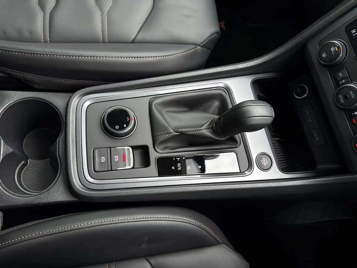 2024-cupra-ateca-15-ecotsi-v2-big-18