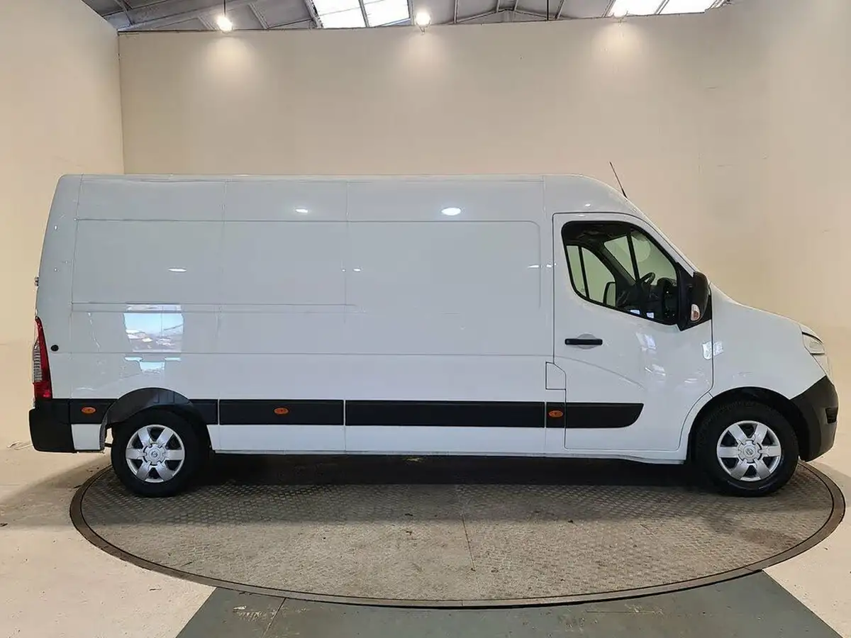 2022-nissan-interstar-23dci-f35-l3h2-acenta-135pseu6d-panel-van-big-22