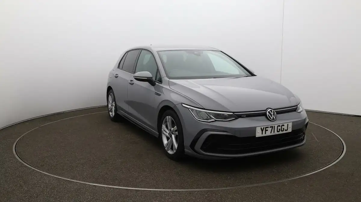 2021-volkswagen-golf-15-tsi-r-line-150ps-hatchback-big-42