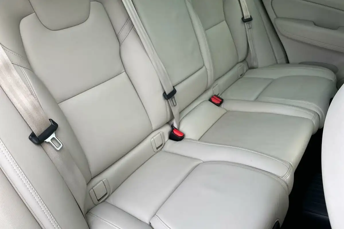 2022-volvo-xc60-20-t8-inscription-pro-455bhp-plug-in-hybrid-big-23