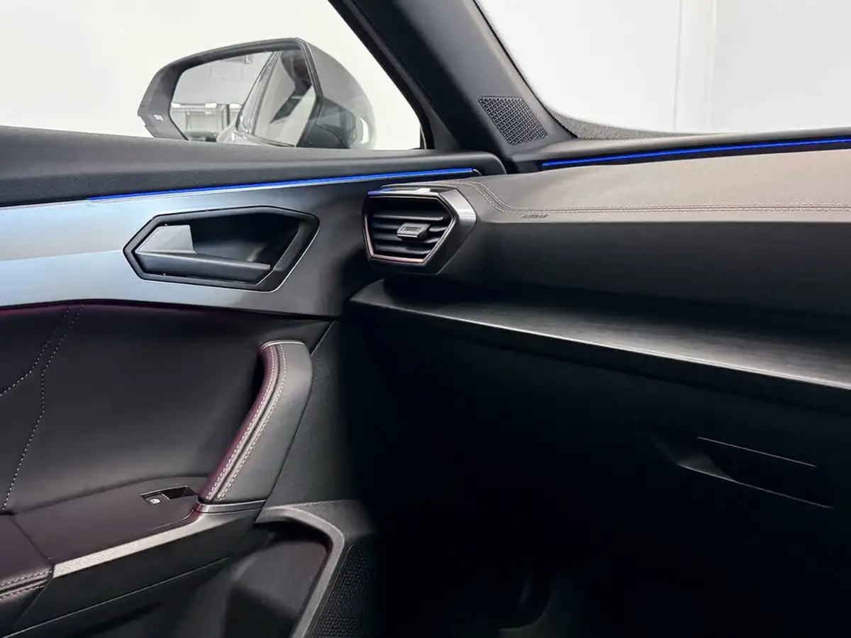 2023-cupra-formentor-14-e-hybrid-vz2-big-31