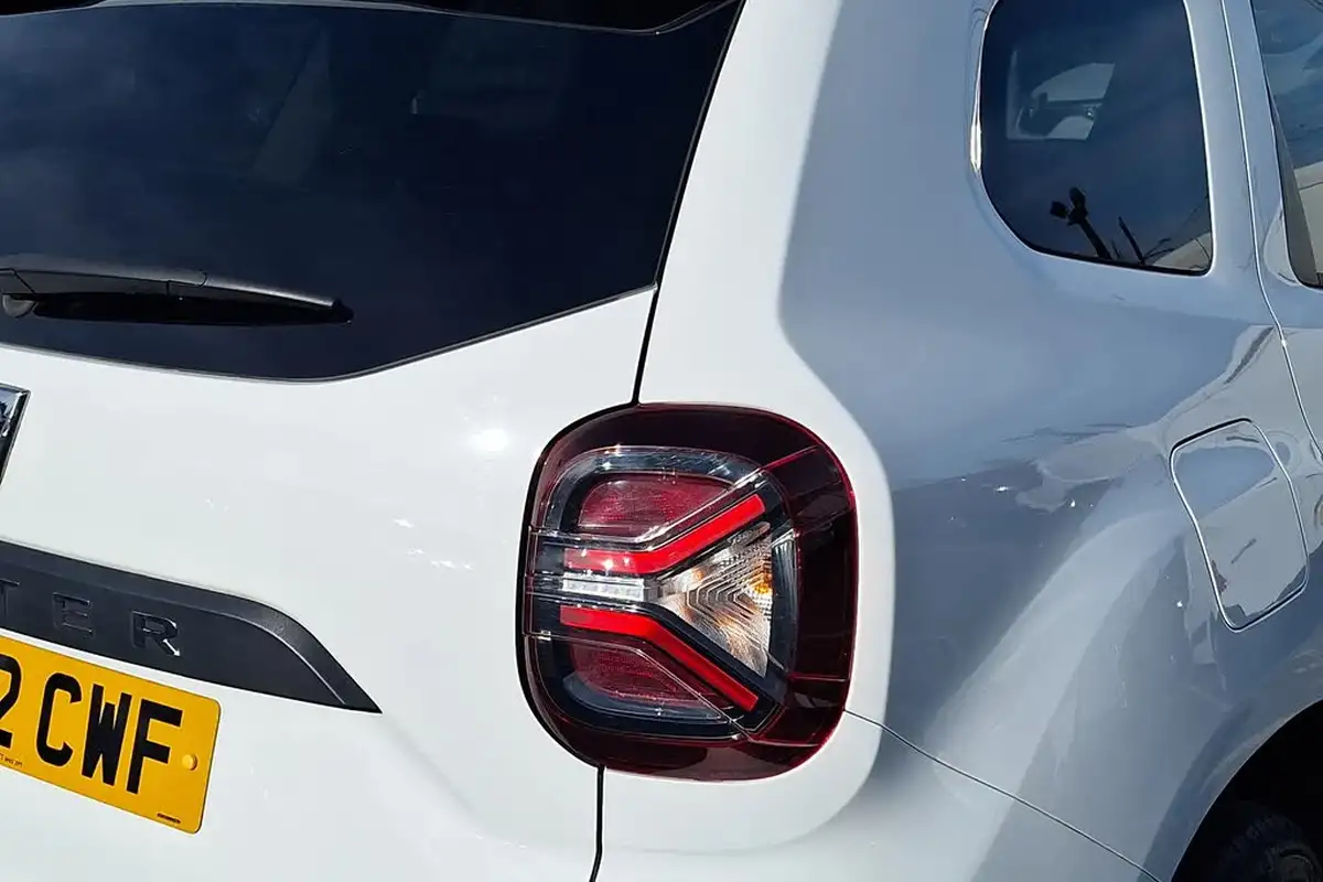 2022-dacia-duster-13-tce-prestige-150bhp-edc-big-16