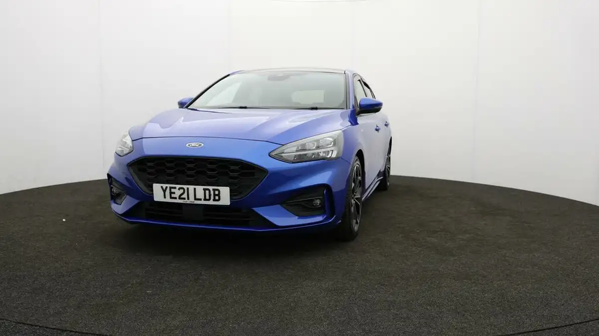 2020-ford-focus-15-st-line-x-hatchback-auto-big-49