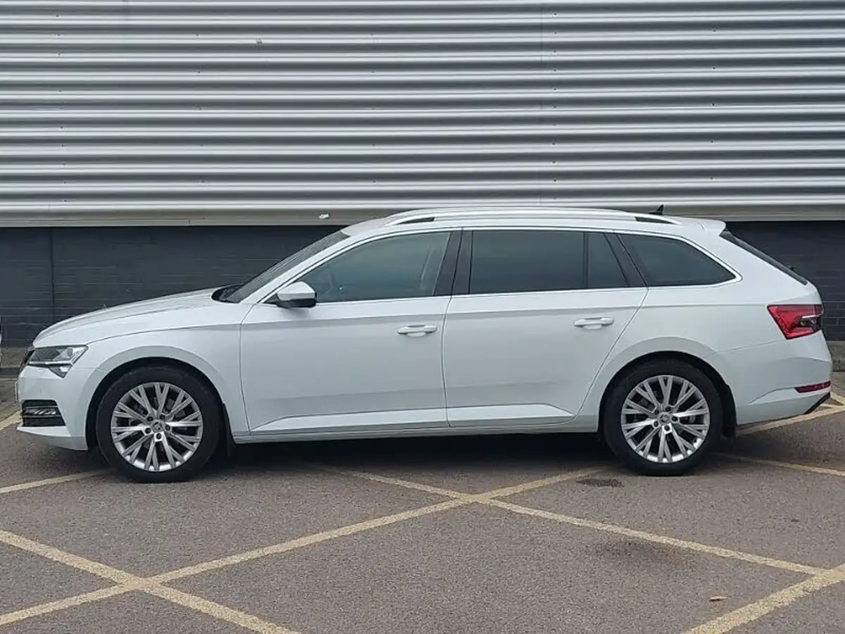 2023-skoda-superb-20tdi-se-l-200ps-estate-dsg-big-3