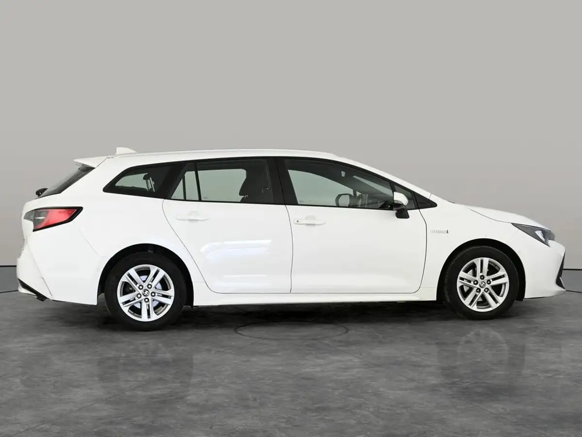 2021-toyota-corolla-18-vvt-i-icon-tech-spare-wheel-touring-sports-5d-big-4