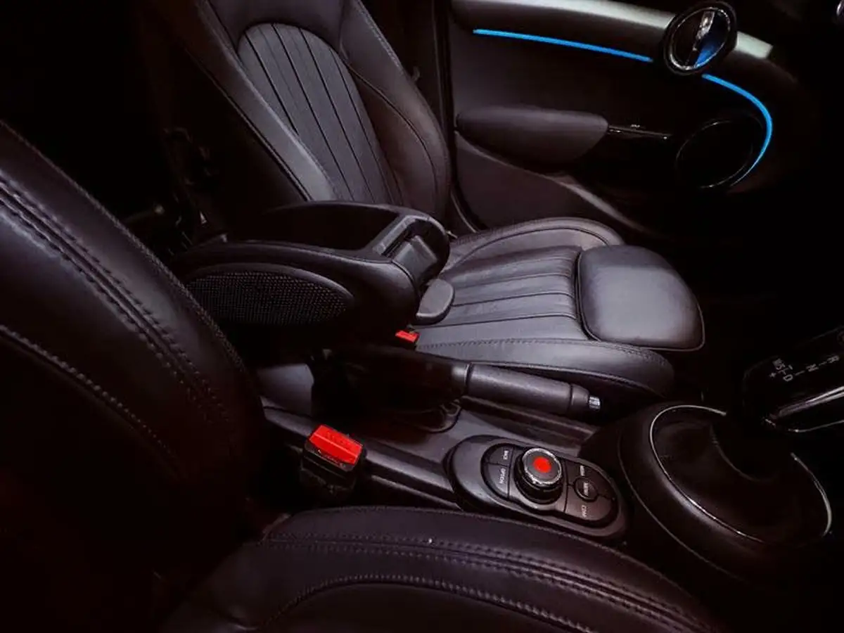 2021-mini-cooper-15-cooper-exclusive-series-ii-hatchback-5d-auto-big-34