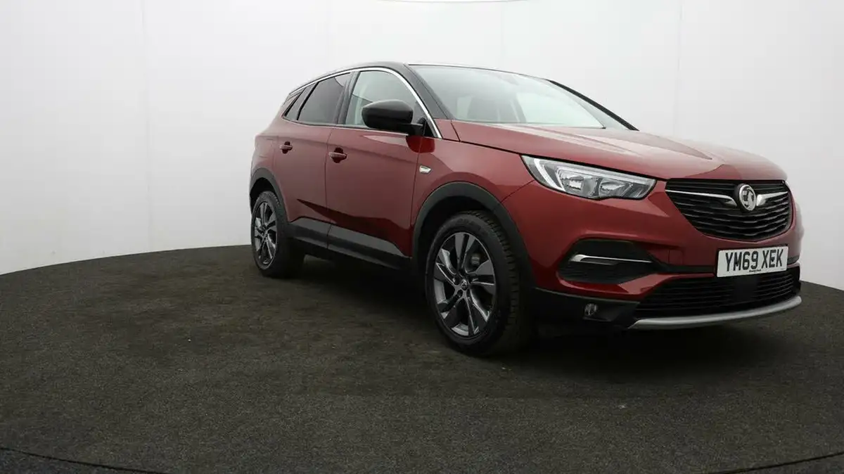2020-vauxhall-grandland-x-12-sri-nav-big-46