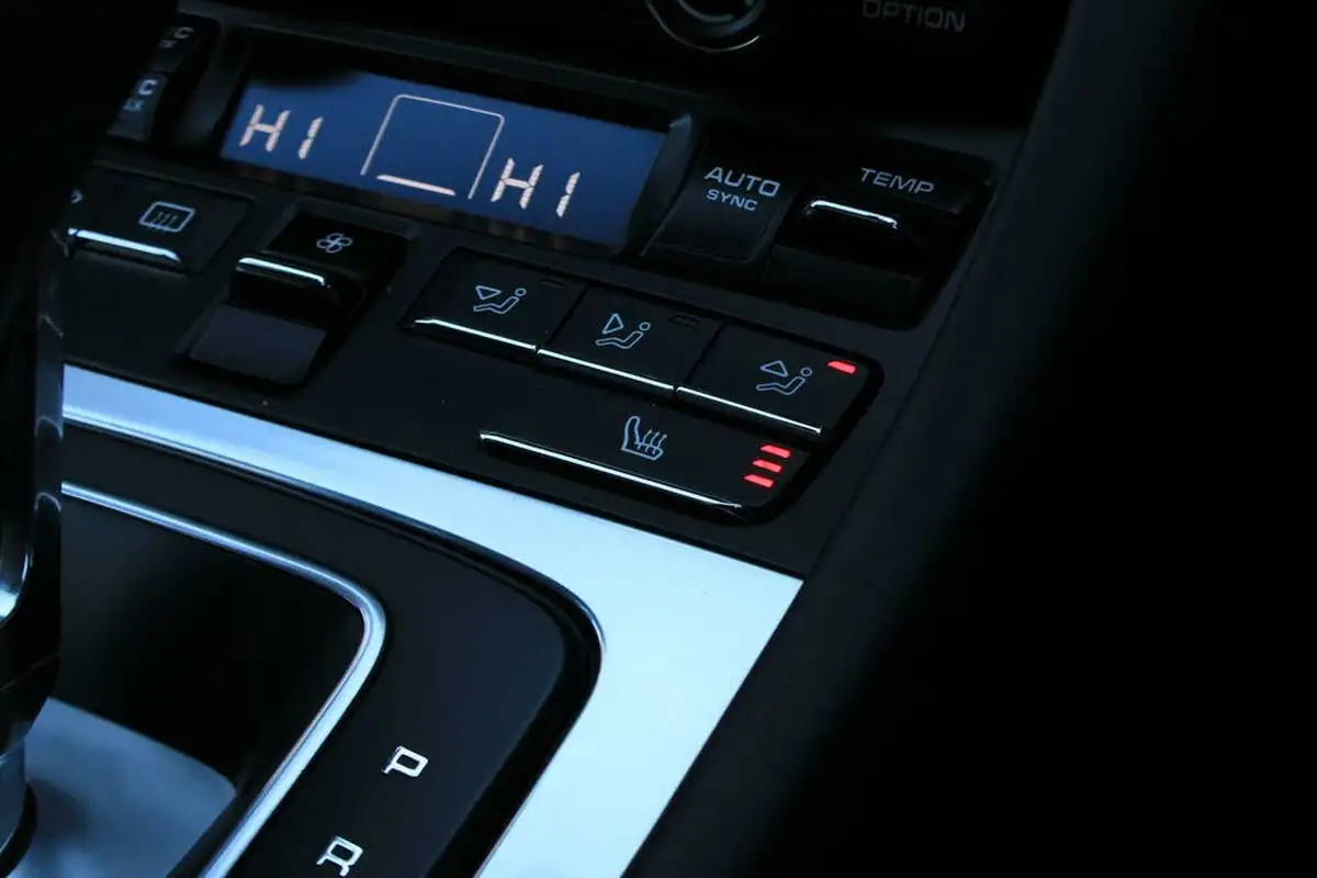 2015-porsche-911-38-turbo-coupe-big-22