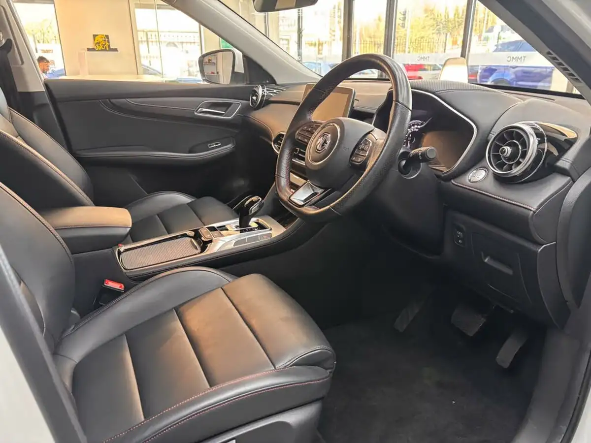 2021-mg-hs-15t-gdi-excite-162ps-dct-big-18