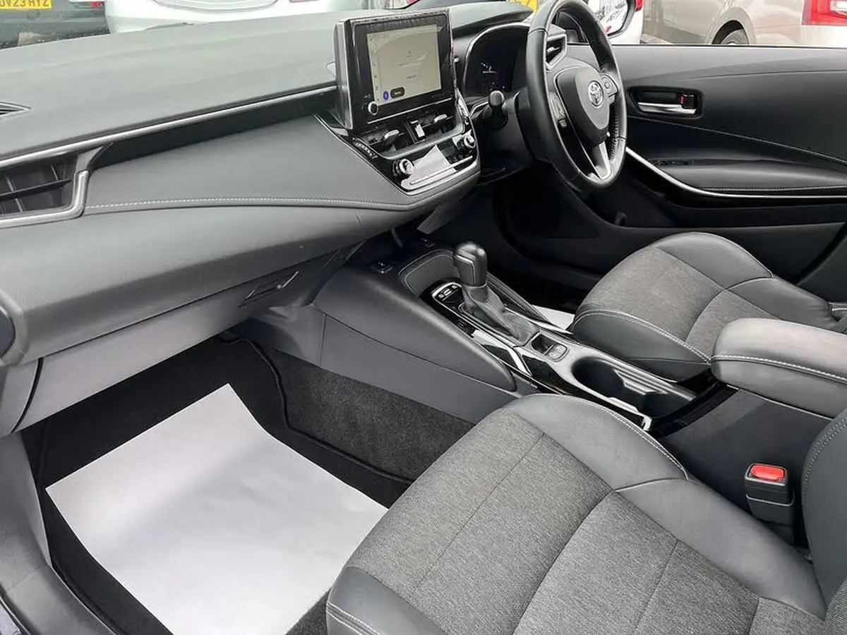 2022-toyota-corolla-18-vvt-i-design-120bhp-trk-hatchback-5d-big-10