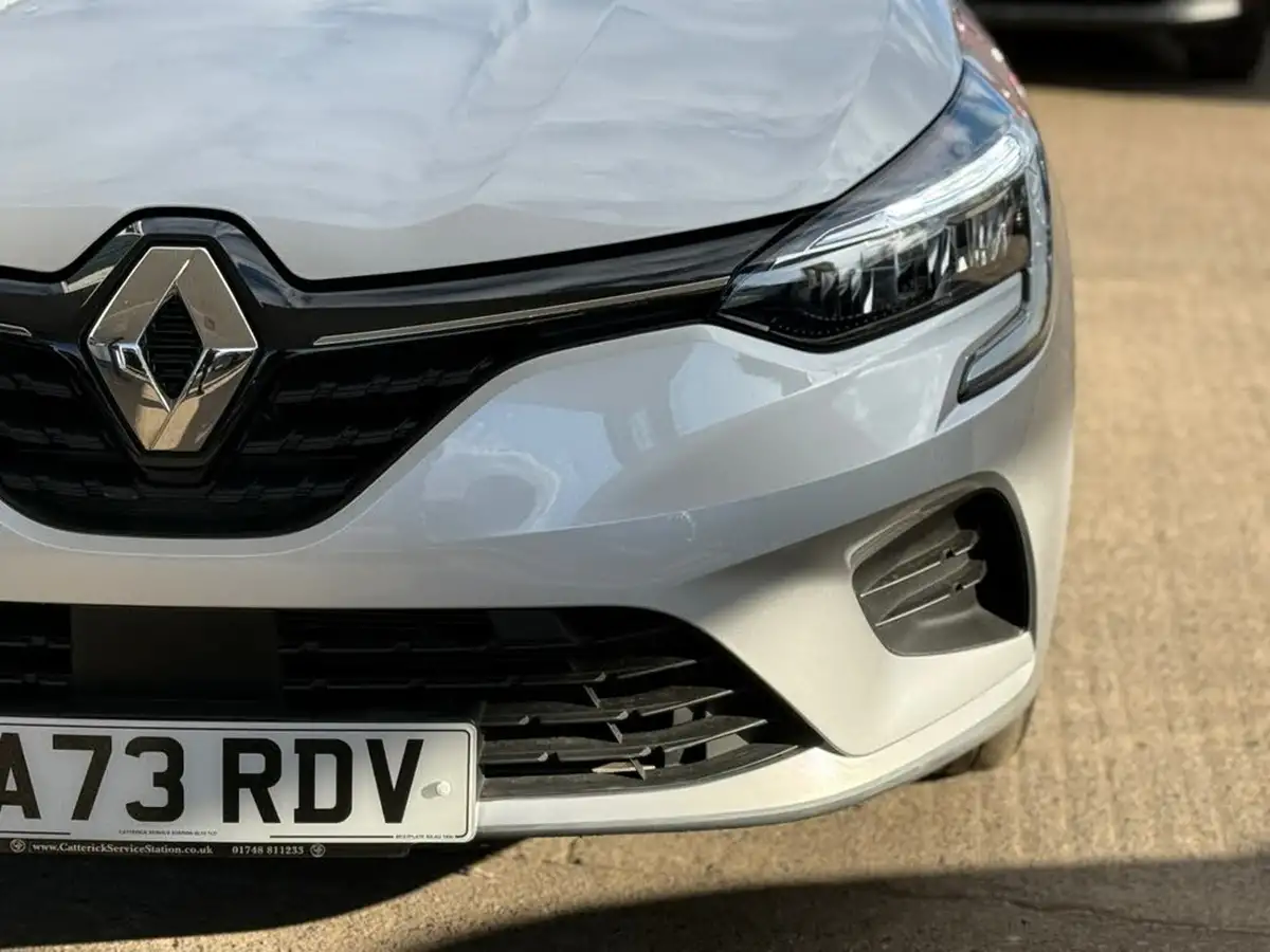 2023-renault-clio-10-tce-evolution-big-16