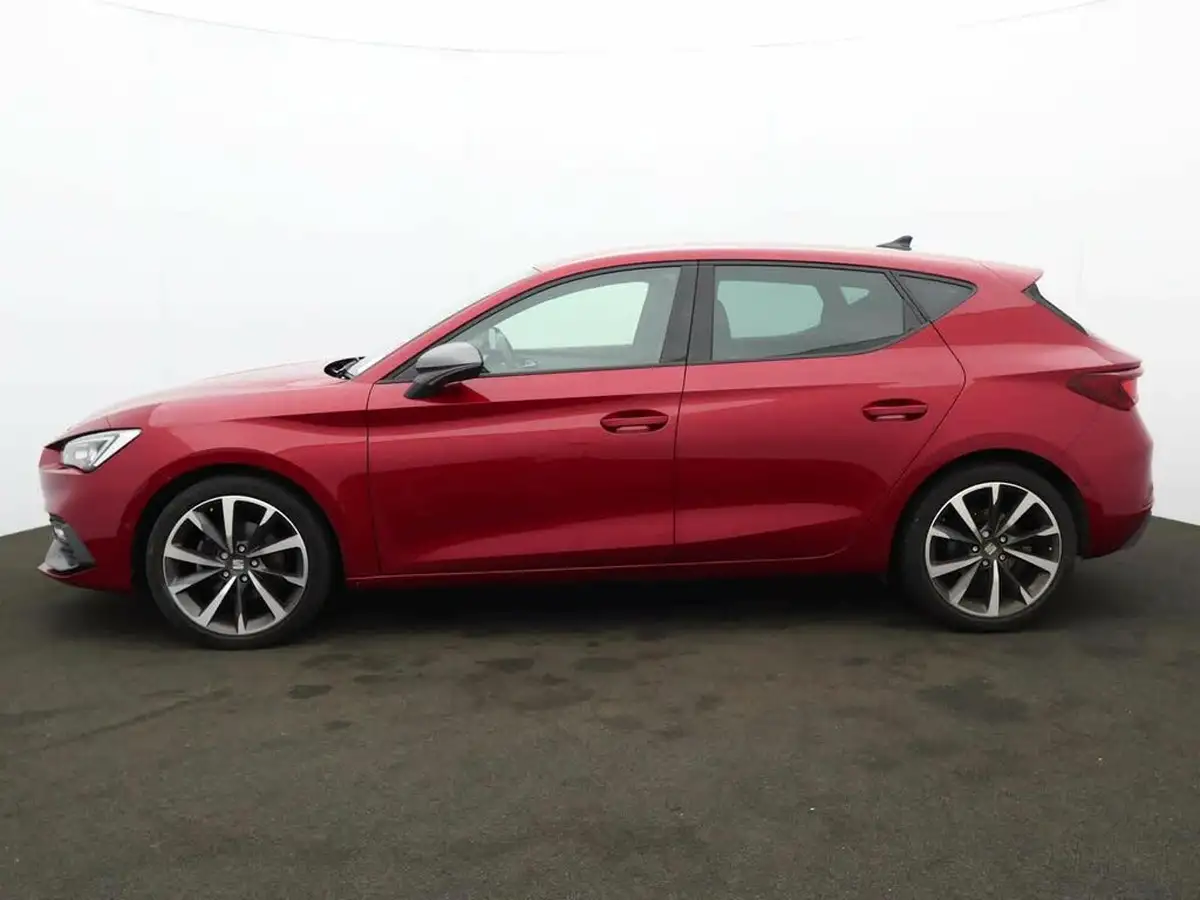 2021-seat-leon-15-tsi-evo-fr-sport-130ps-hatchback-big-3