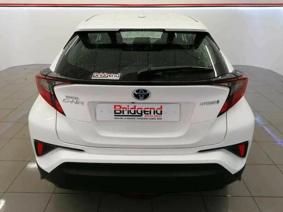 2020-toyota-c-hr-18-vvt-i-icon-big-4