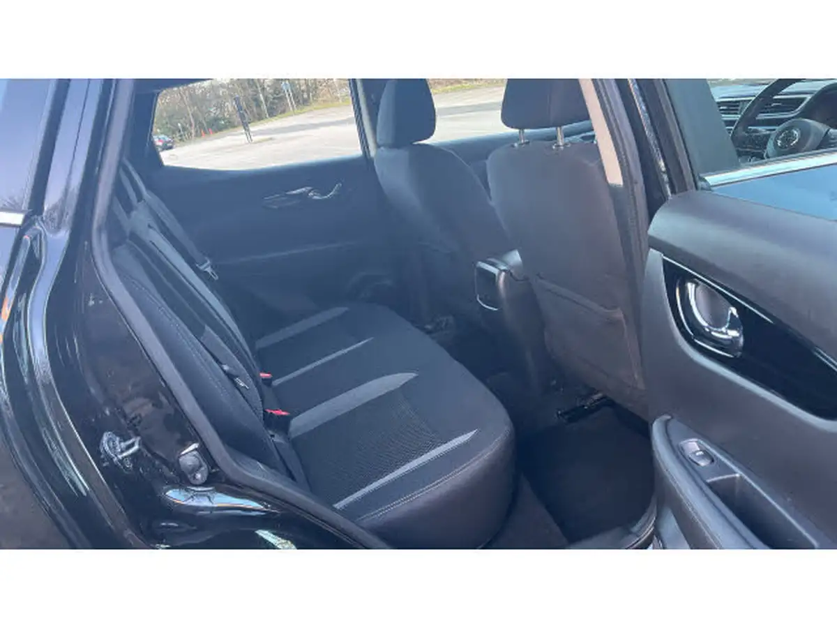 2019-nissan-qashqai-13-dig-t-acenta-premium-140ps-big-15