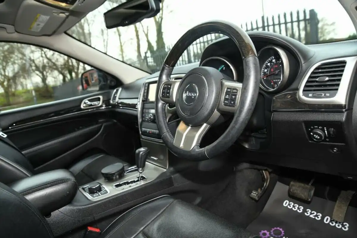 2012-jeep-grand-cherokee-30crd-overland-v6-auto-big-23