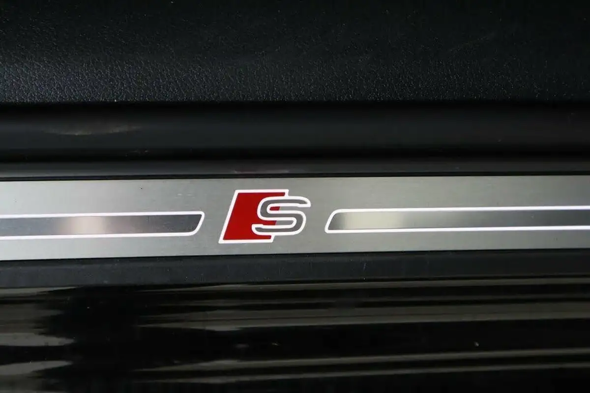 2020-audi-s3-20-tfsi-black-edition-sportback-5d-big-34
