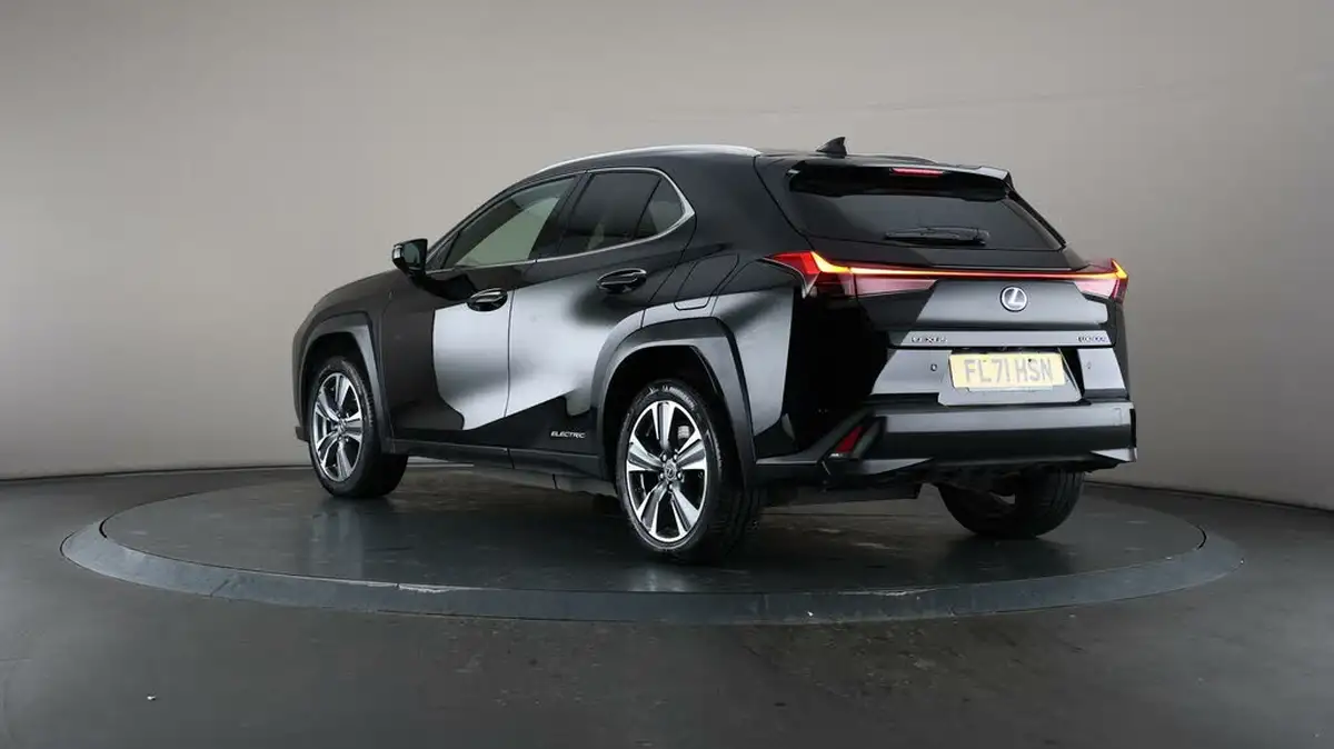 2021-lexus-ux-300e-e-ux-big-73