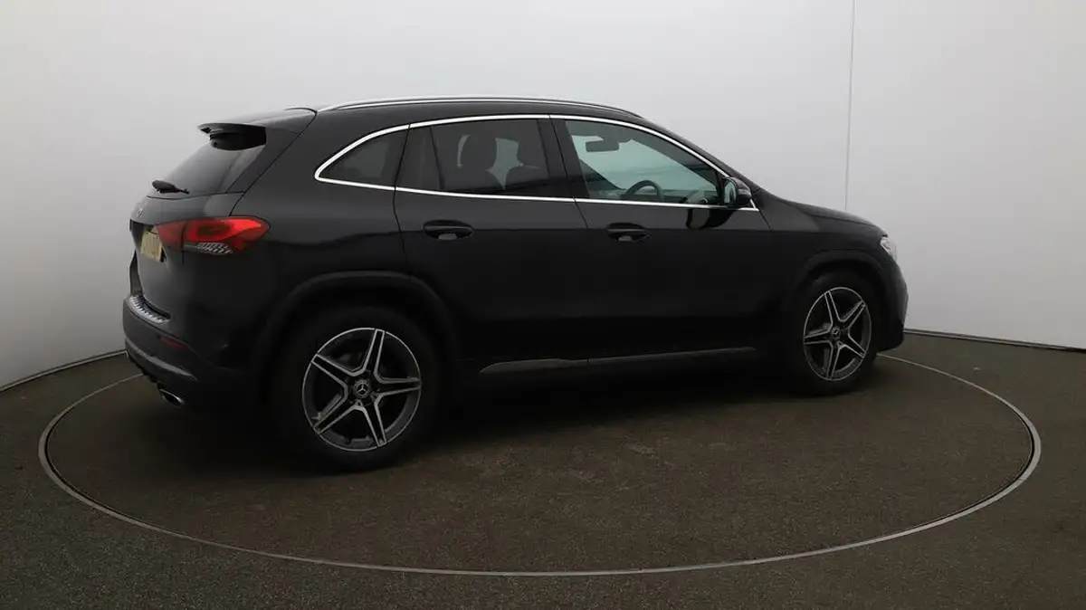 2021-mercedes-benz-gla-class-13-gla-180-amg-line-executive-1332cc-big-45