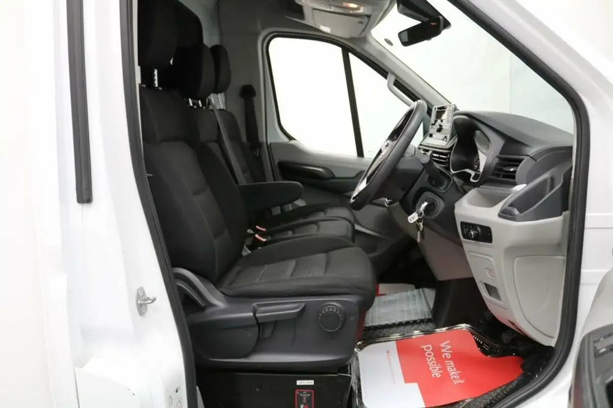 2022-maxus-deliver-9-big-22