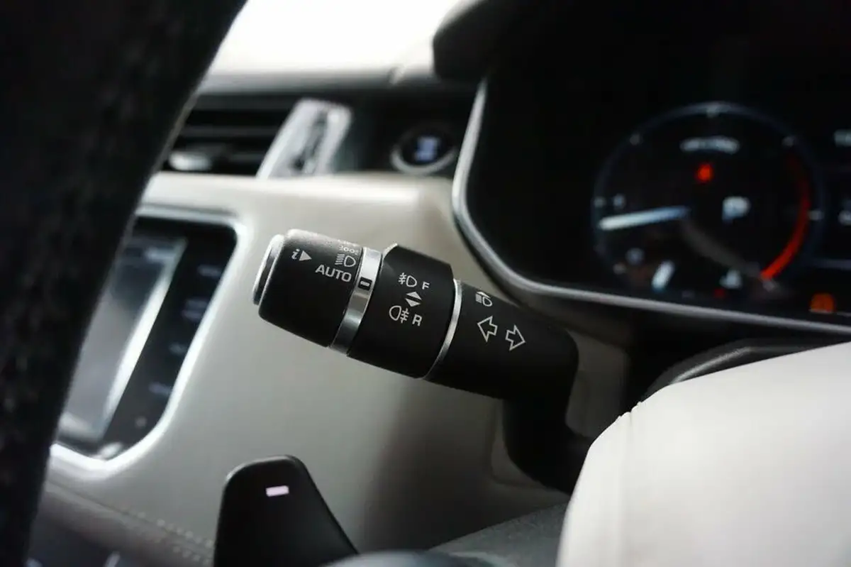 2014-land-rover-range-rover-sport-44-sdv8-autobiography-dynamic-44-sdv8-big-37