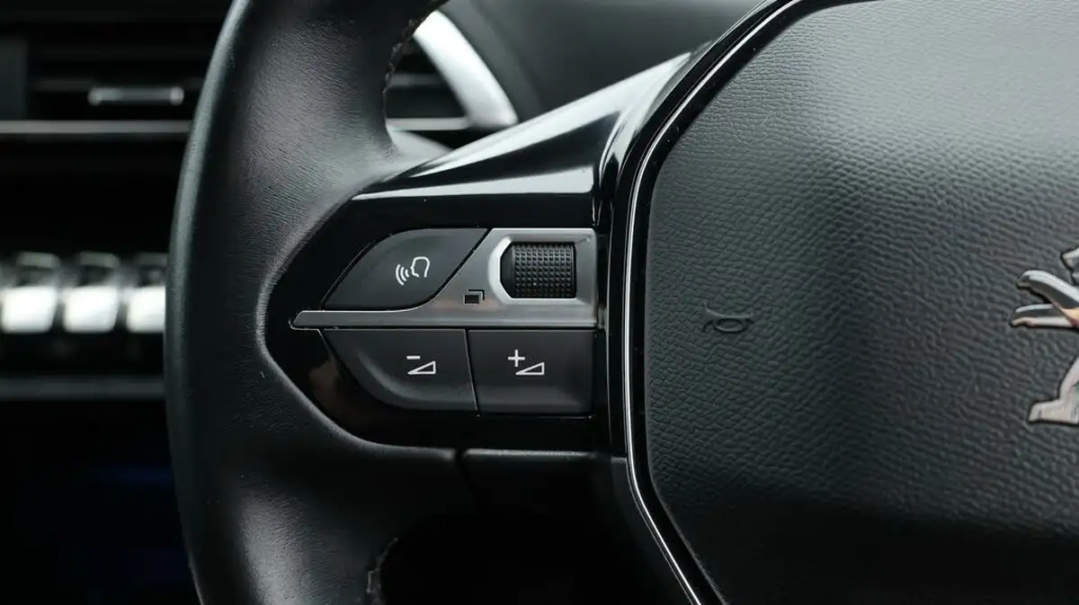 2022-peugeot-3008-suv-15-bluehdi-allure-big-23