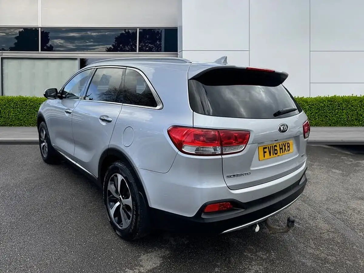 2016-kia-sorento-22-crdi-kx-2-big-3