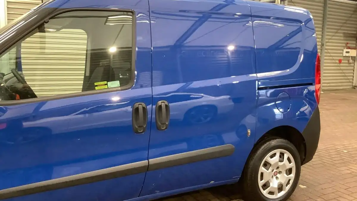 2015-fiat-doblo-cargo-13td-sx-refrigerated-big-10