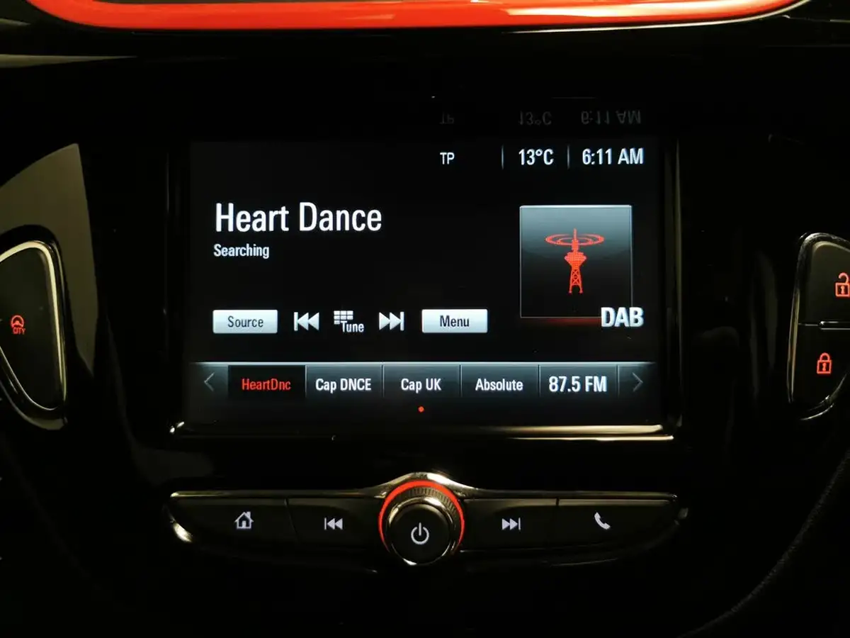 2019-vauxhall-corsa-14i-sri-vx-line-nav-black-90ps-5d-big-6