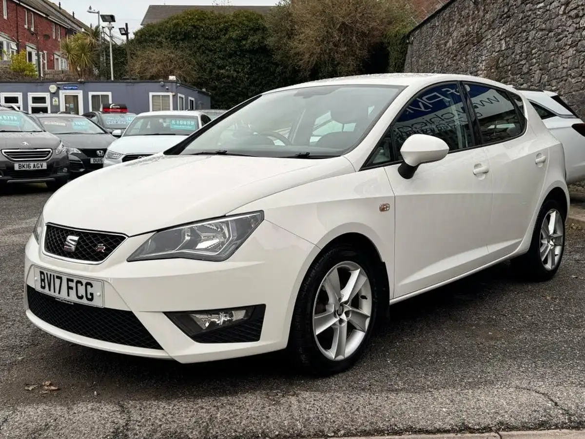 2017-seat-ibiza-12-tsi-fr-technology-90ps-hatchback-5d-big-0