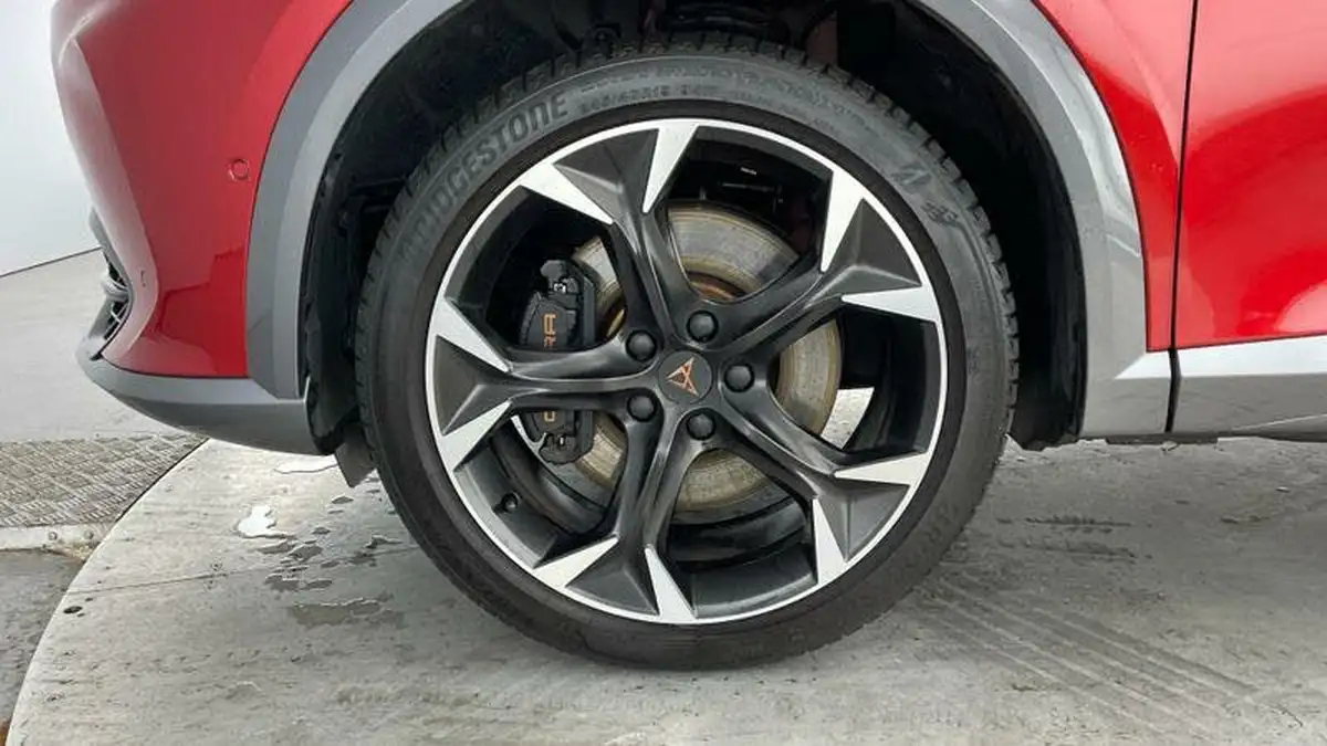 2021-cupra-formentor-14-e-hybrid-vz2-big-36