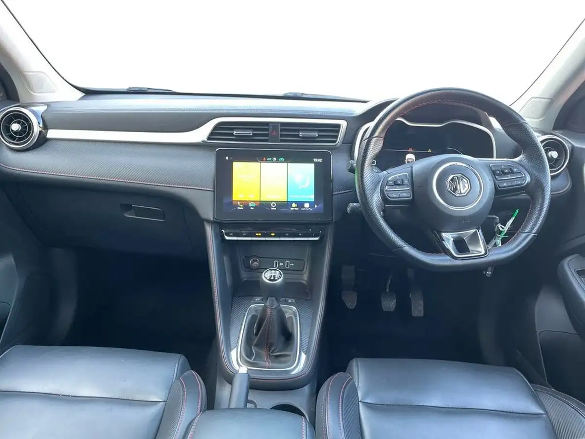 2021-mg-zs-suv-15-vti-tech-exclusive-big-12