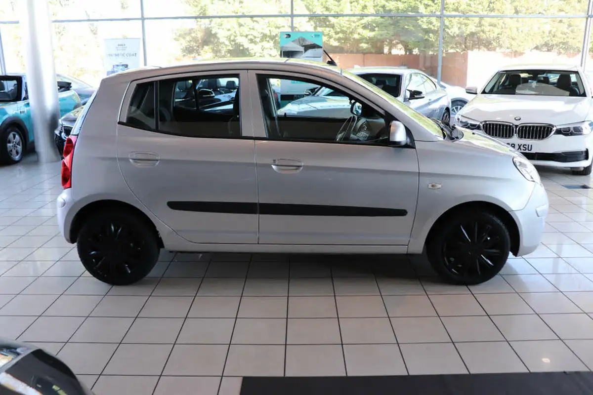 2011-kia-picanto-11-picanto-2-auto-big-8