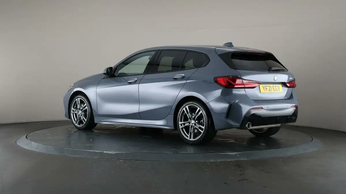 2021-bmw-1-series-15-118i-m-sport-lcp-dct-big-5