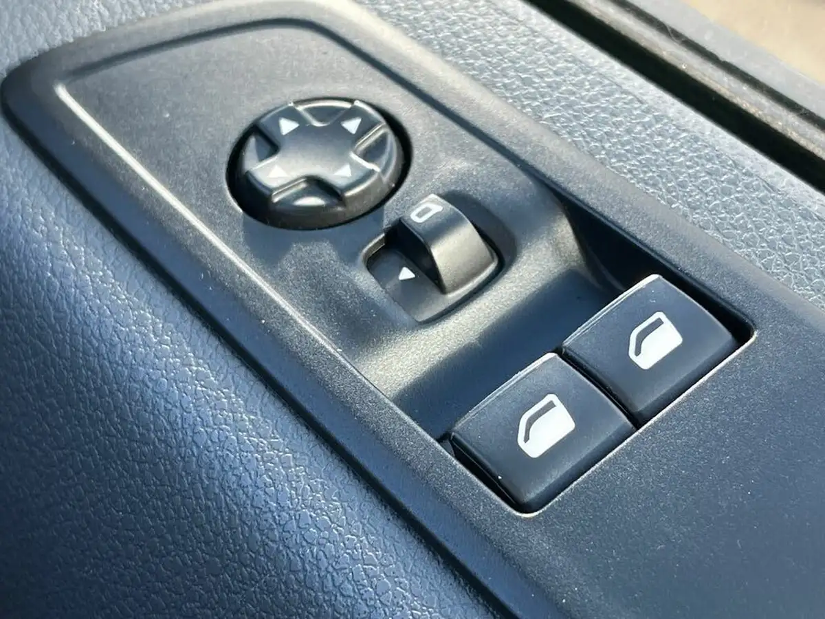 2022-fiat-scudo-20jtd-tecnico-lwb-panel-big-27