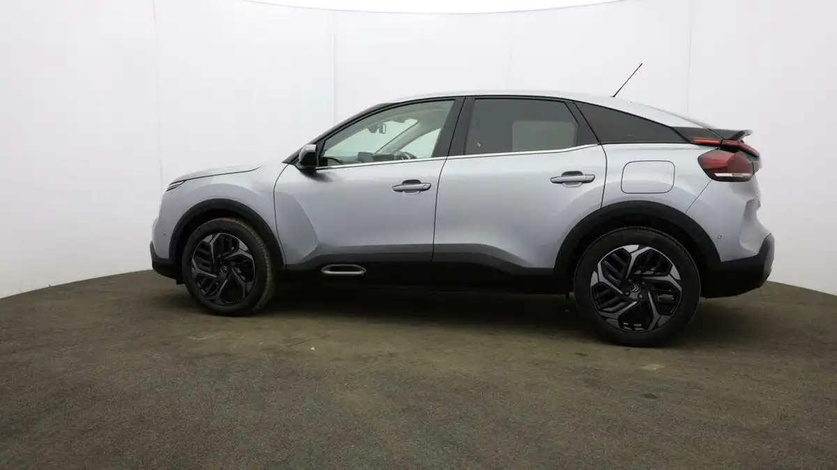 2021-citroen-c4-12-puretech-shine-130ps-eat8-big-66