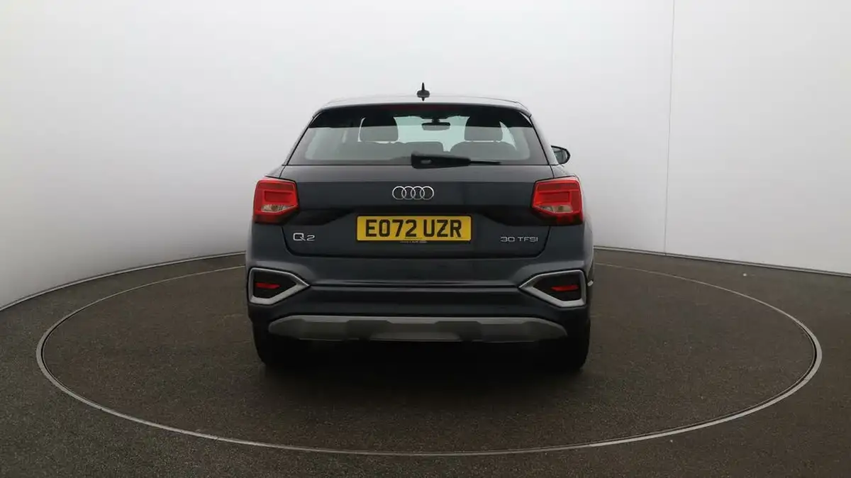 2022-audi-q2-10-30-tfsi-sport-big-6