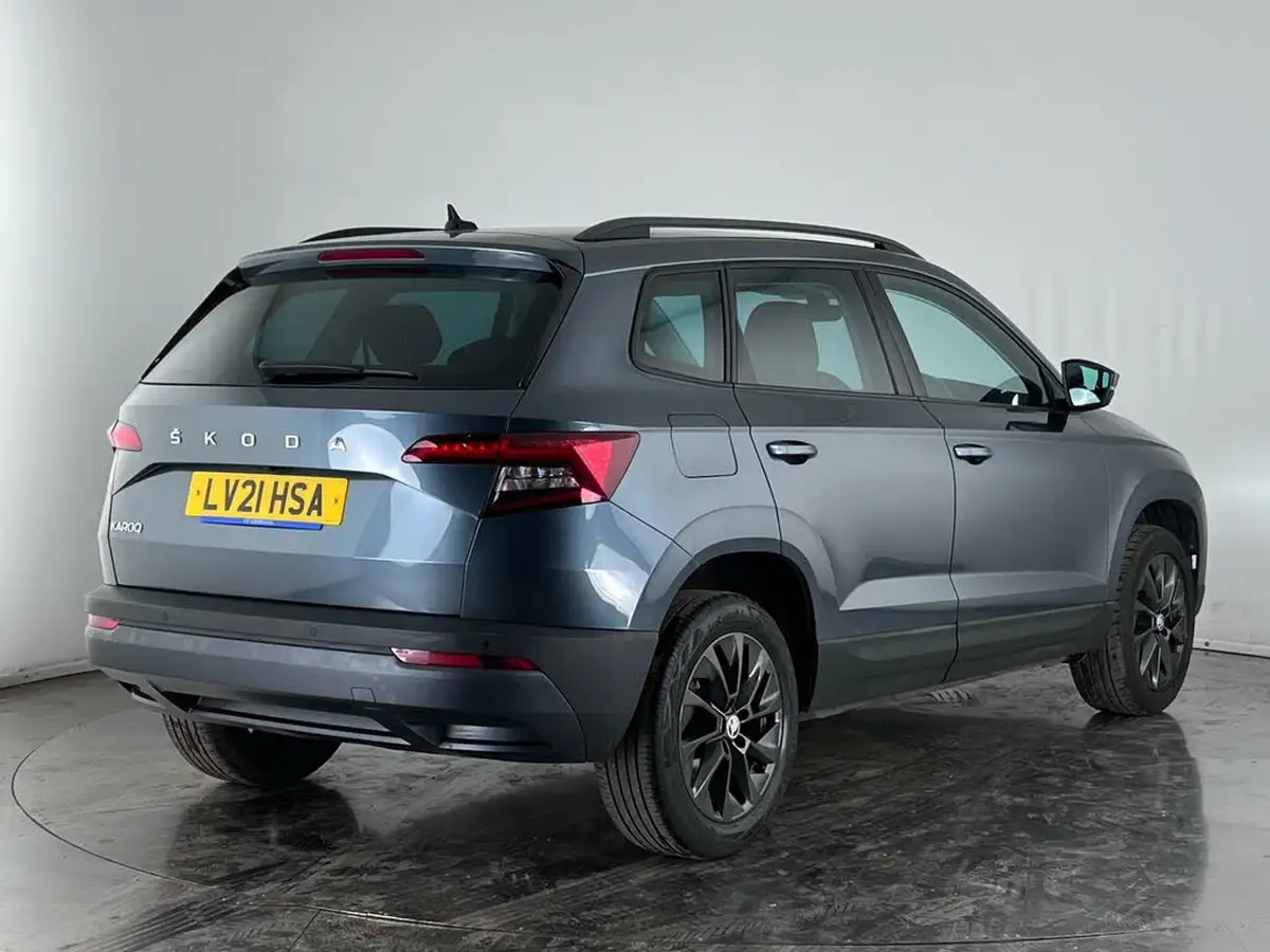 2021-skoda-karoq-15-tsi-se-drive-dsg-big-3
