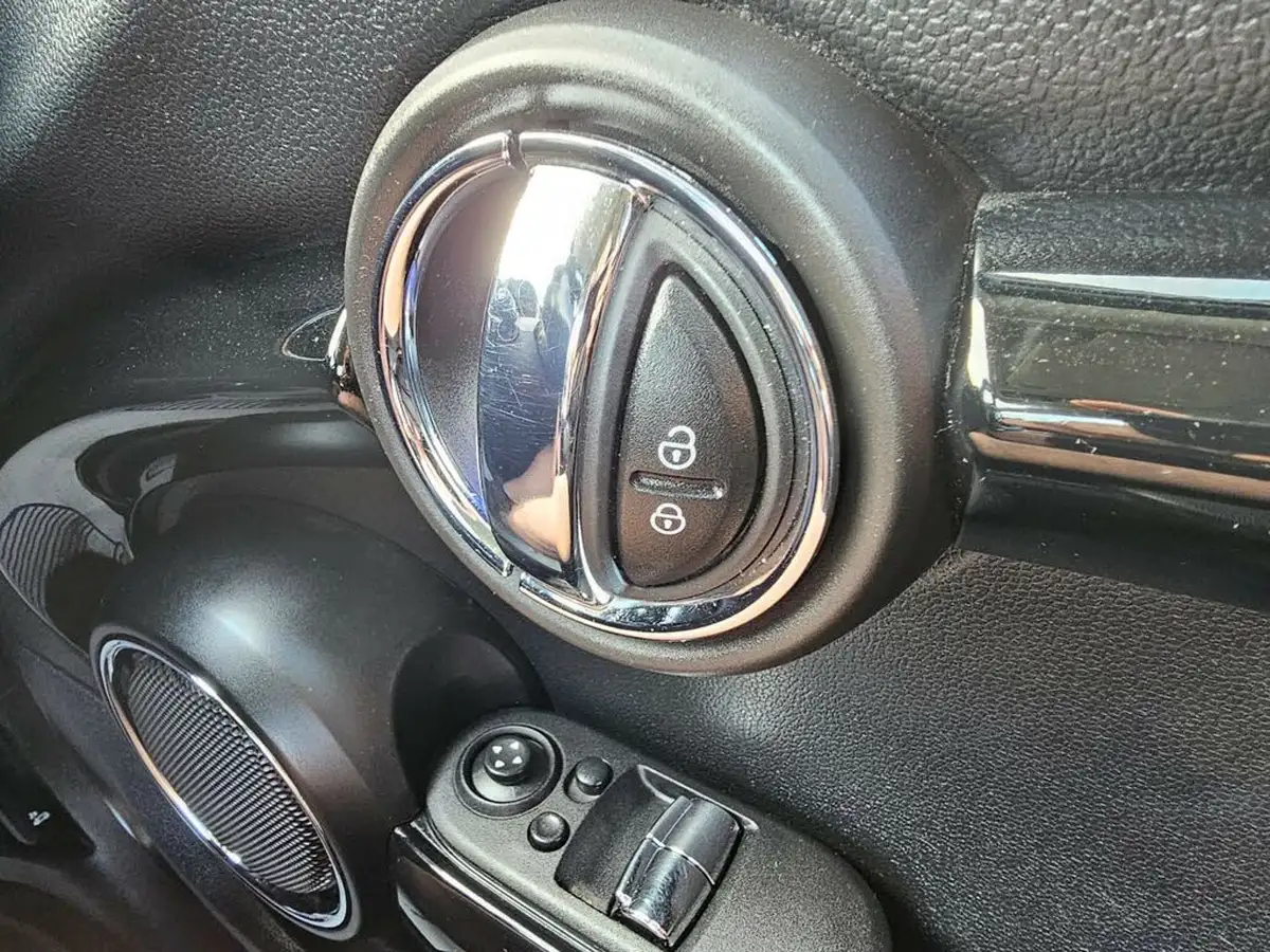 2015-mini-cooper-20-cooper-s-3d-big-20