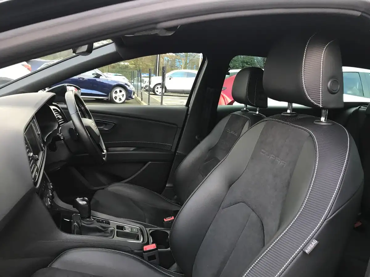 2020-seat-leon-20-tsi-cupra-300-4drive-ss-estate-big-5