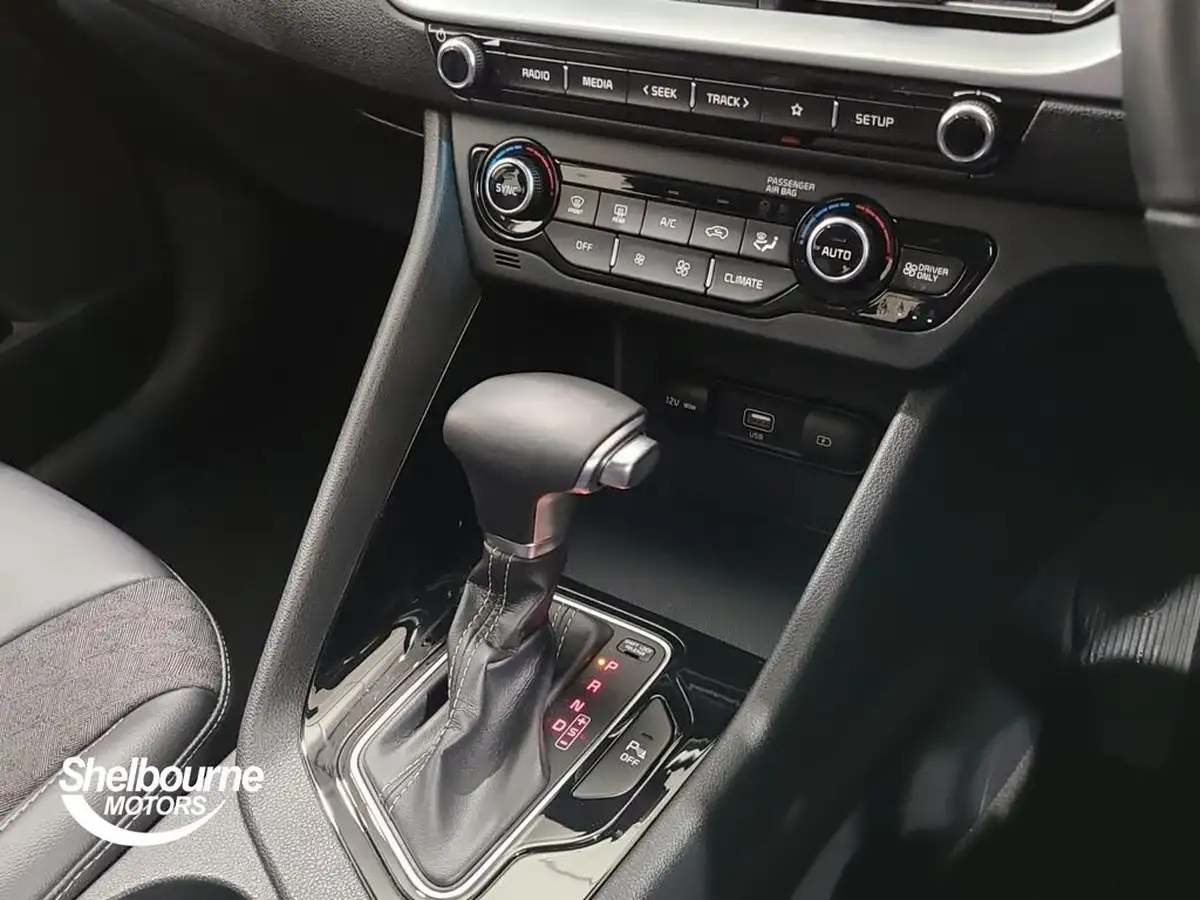 2021-kia-niro-16-gdi-2-big-33