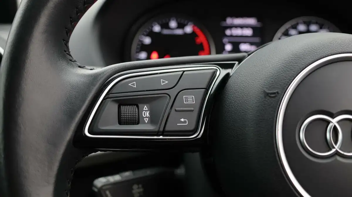2017-audi-q2-14-tfsi-sport-big-22