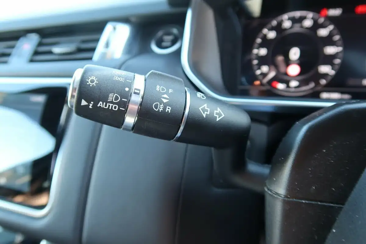 2019-land-rover-range-rover-sport-20-p400e-hse-dynamic-big-57