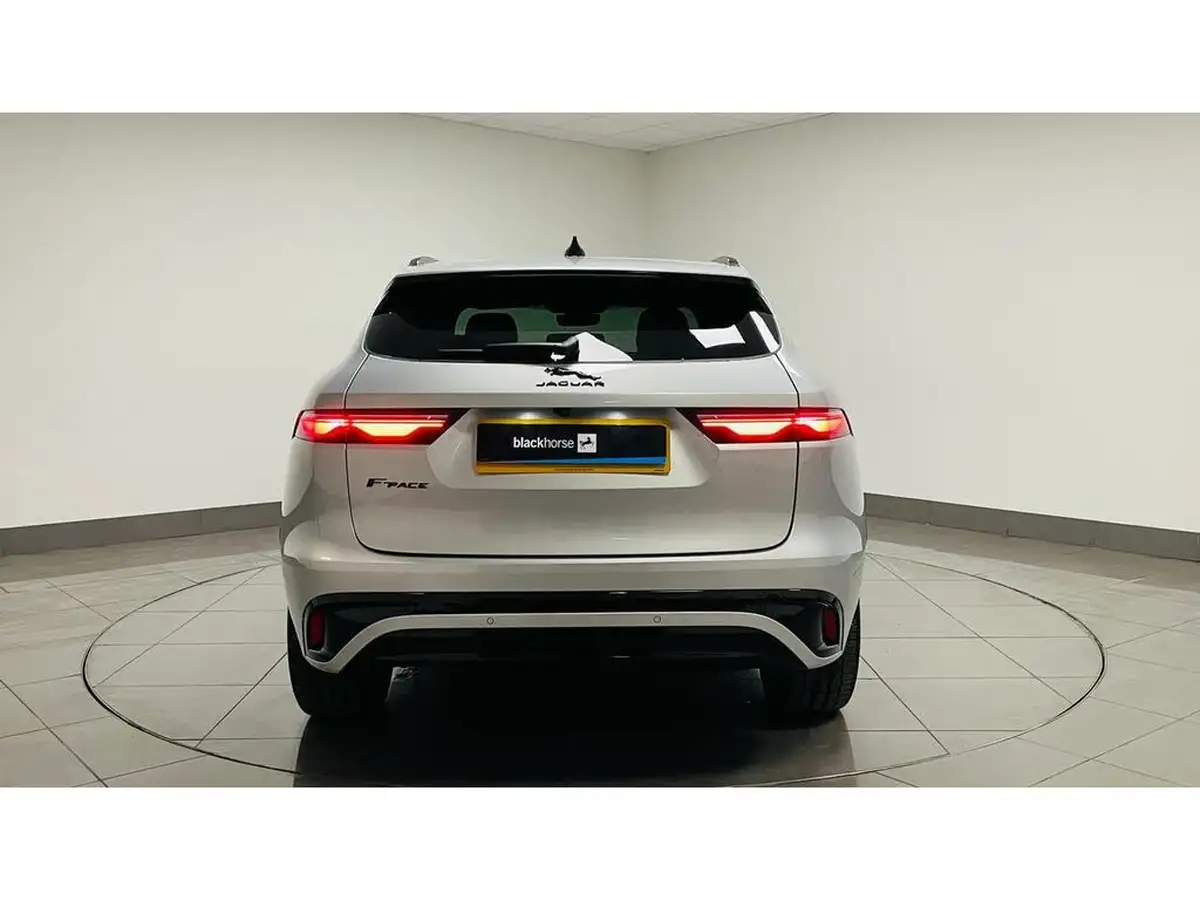 2022-jaguar-f-pace-20-d200-r-dynamic-se-big-7
