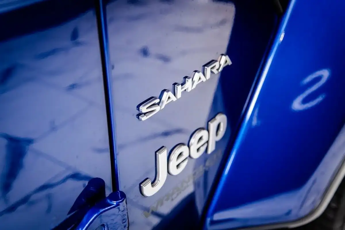 2019-jeep-wrangler-20-gme-sahara-hard-5d-big-40