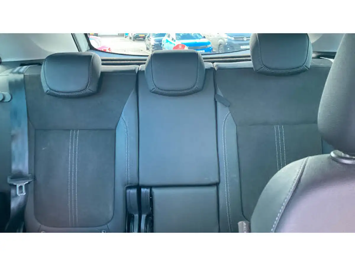 2022-vauxhall-crossland-12-ultimate-130ps-auto-big-14