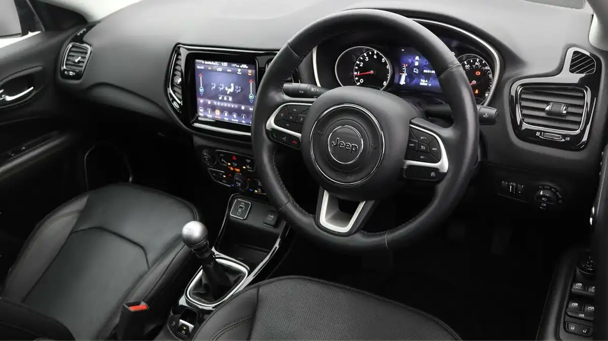 2019-jeep-compass-14-multiair-ii-limited-plus-138bhp-big-8